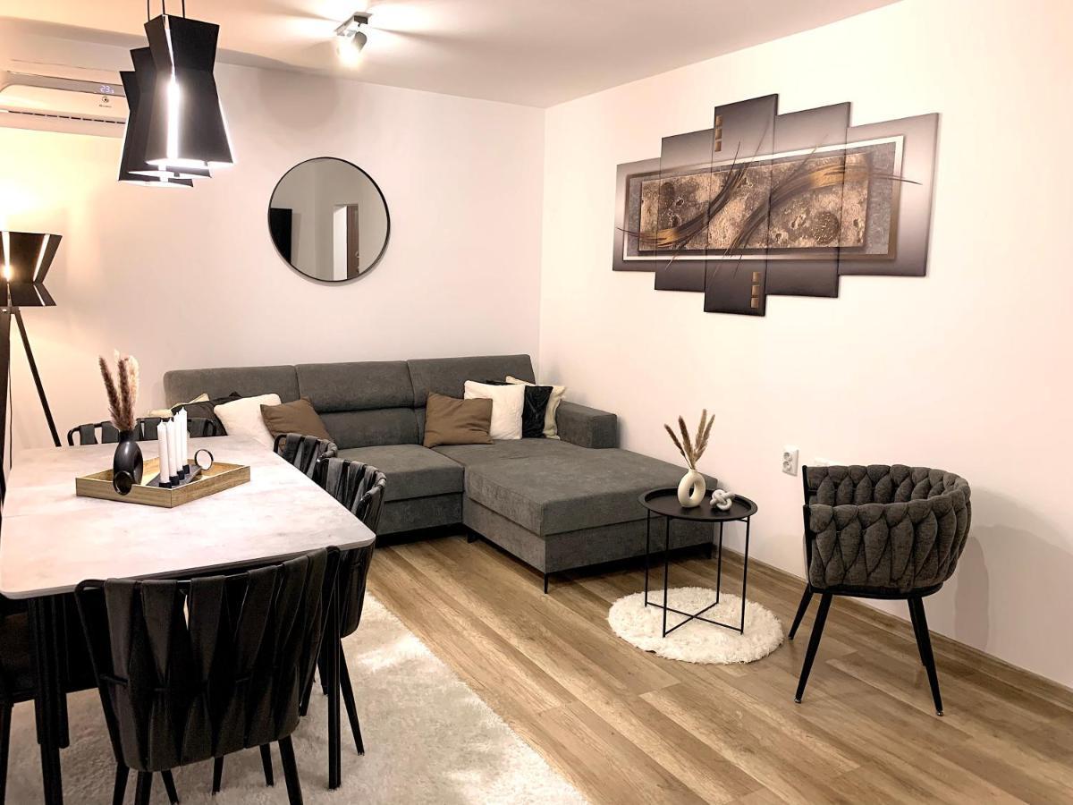 Asitad Deluxe Apartments Русе Экстерьер фото